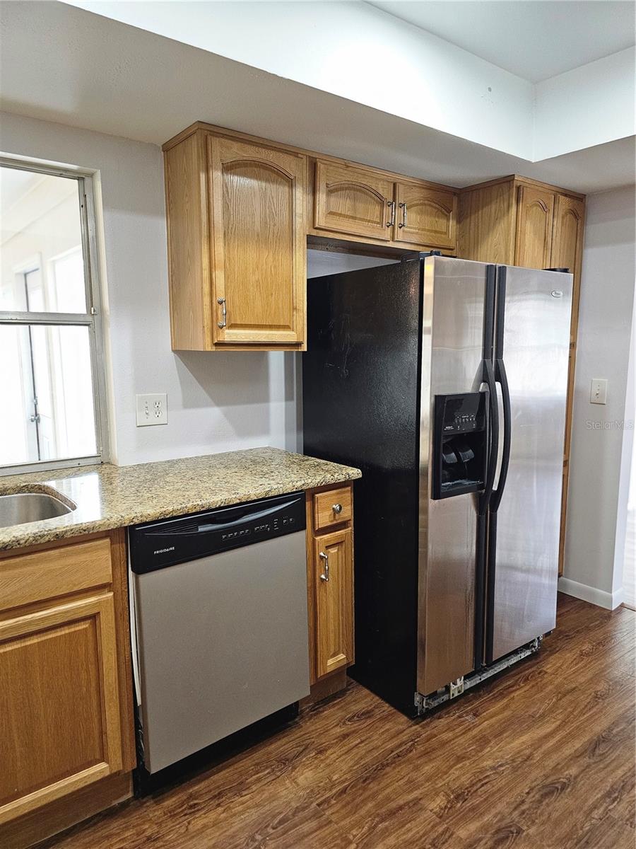 Image 6 of 12 For 11849 96th Place