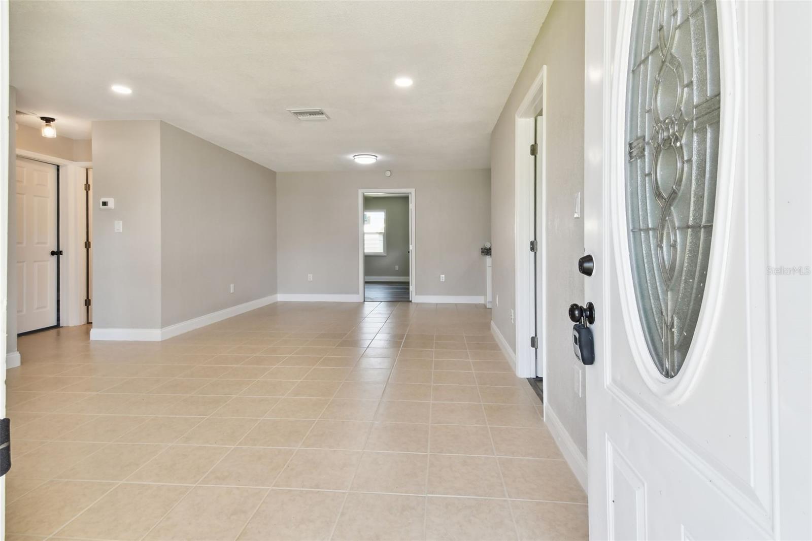 Image 11 of 61 For 2902 Wheeler Street