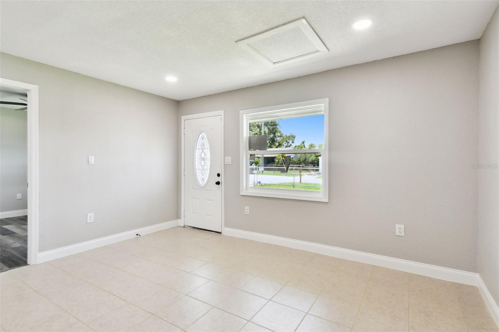 Image 13 of 61 For 2902 Wheeler Street
