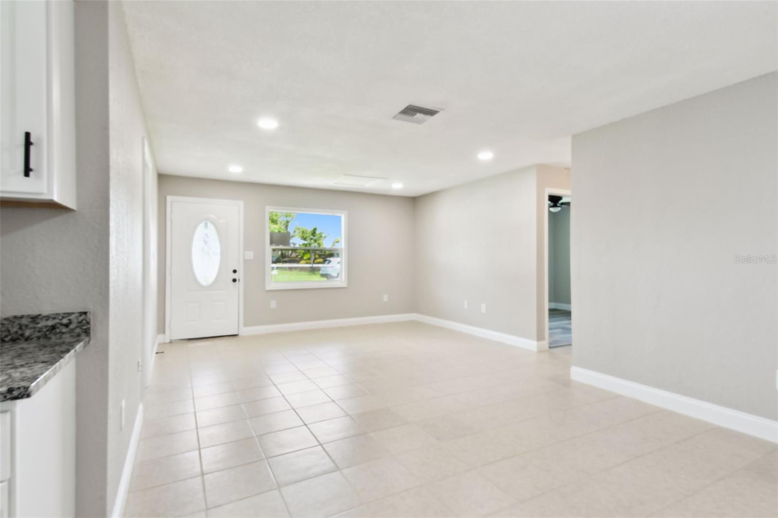 Image 18 of 61 For 2902 Wheeler Street