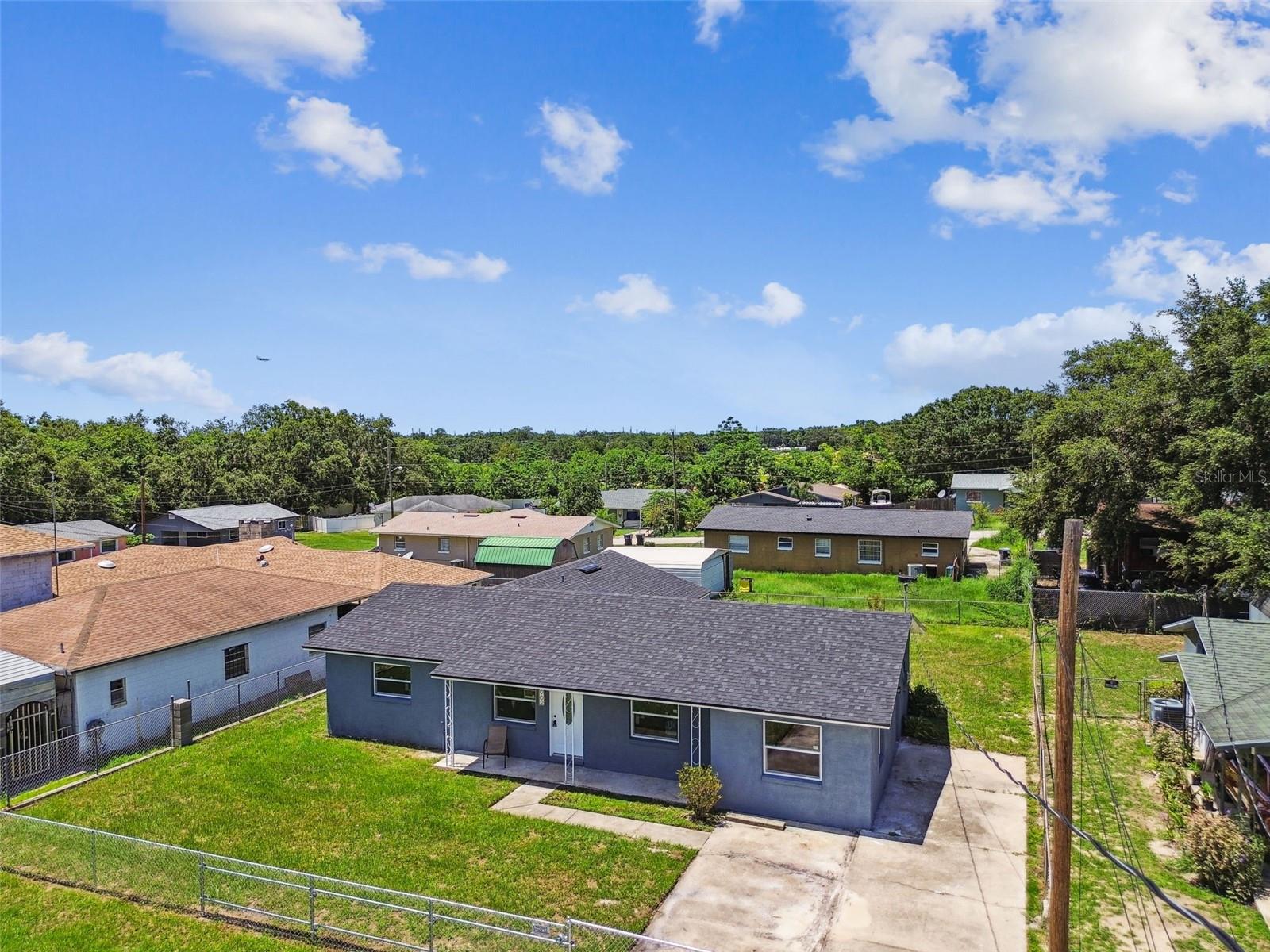 Image 2 of 61 For 2902 Wheeler Street