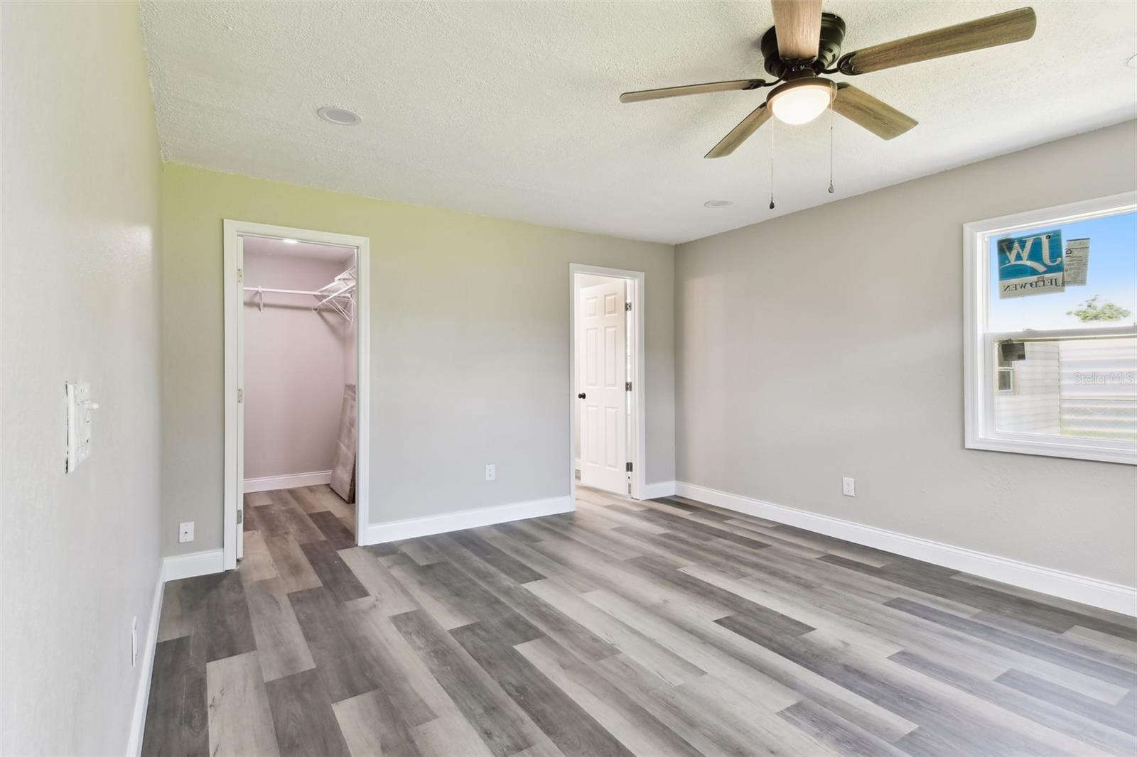 Image 35 of 61 For 2902 Wheeler Street