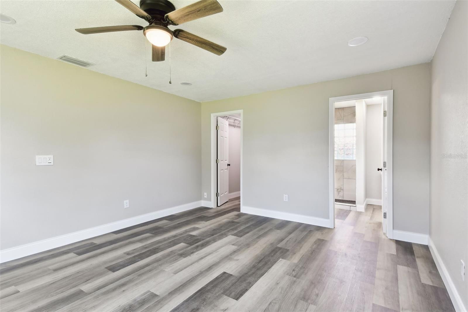 Image 36 of 61 For 2902 Wheeler Street