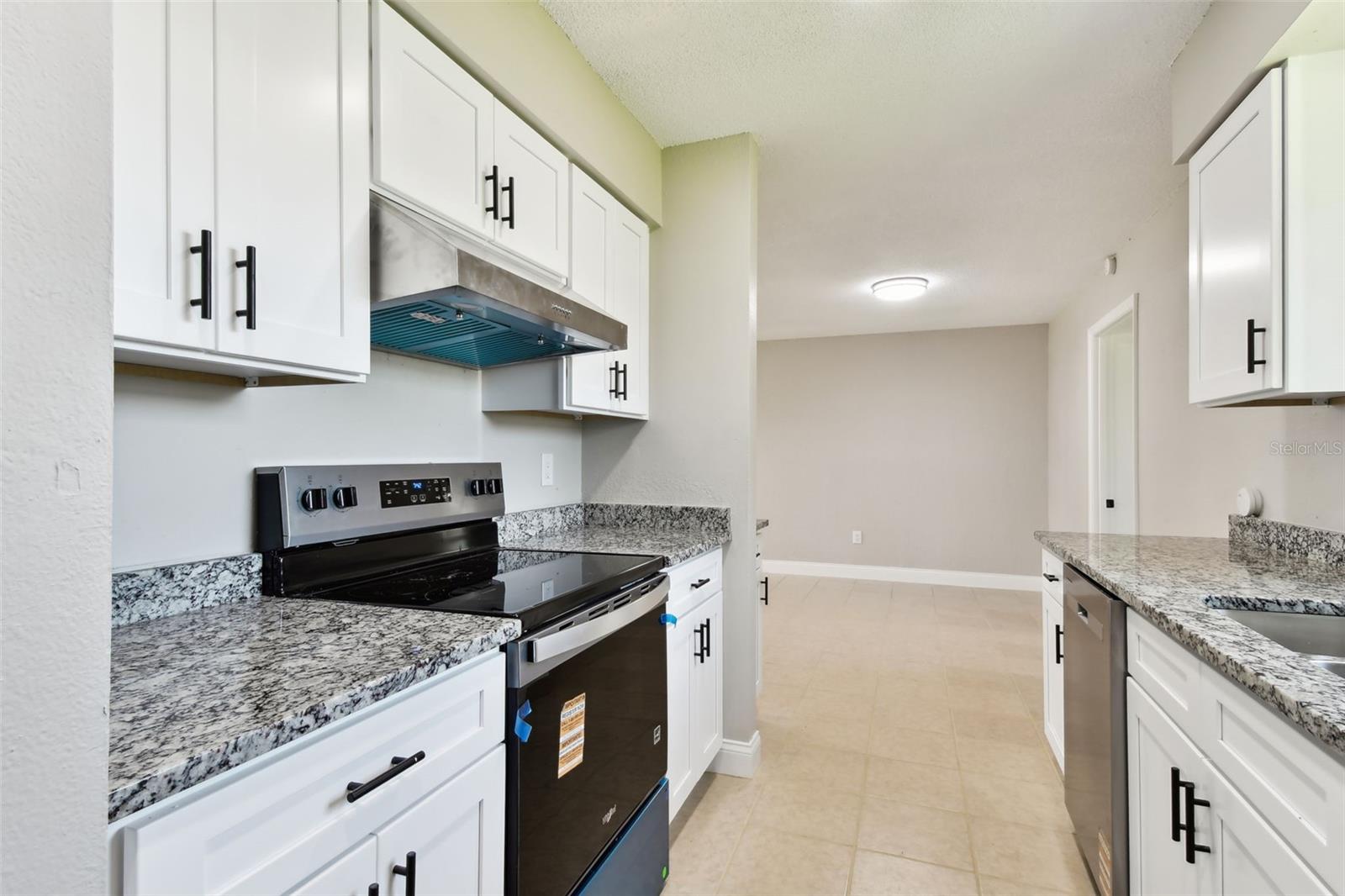 Image 6 of 61 For 2902 Wheeler Street