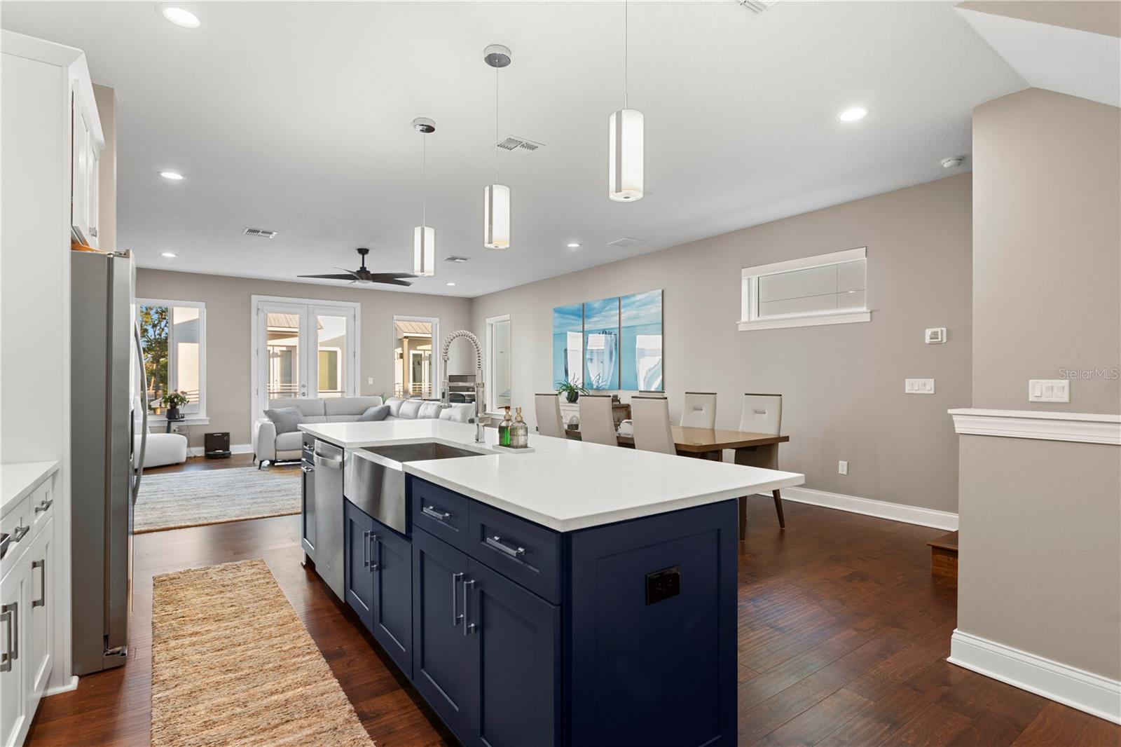 Image 3 of 65 For 4725 Legacy Park Drive