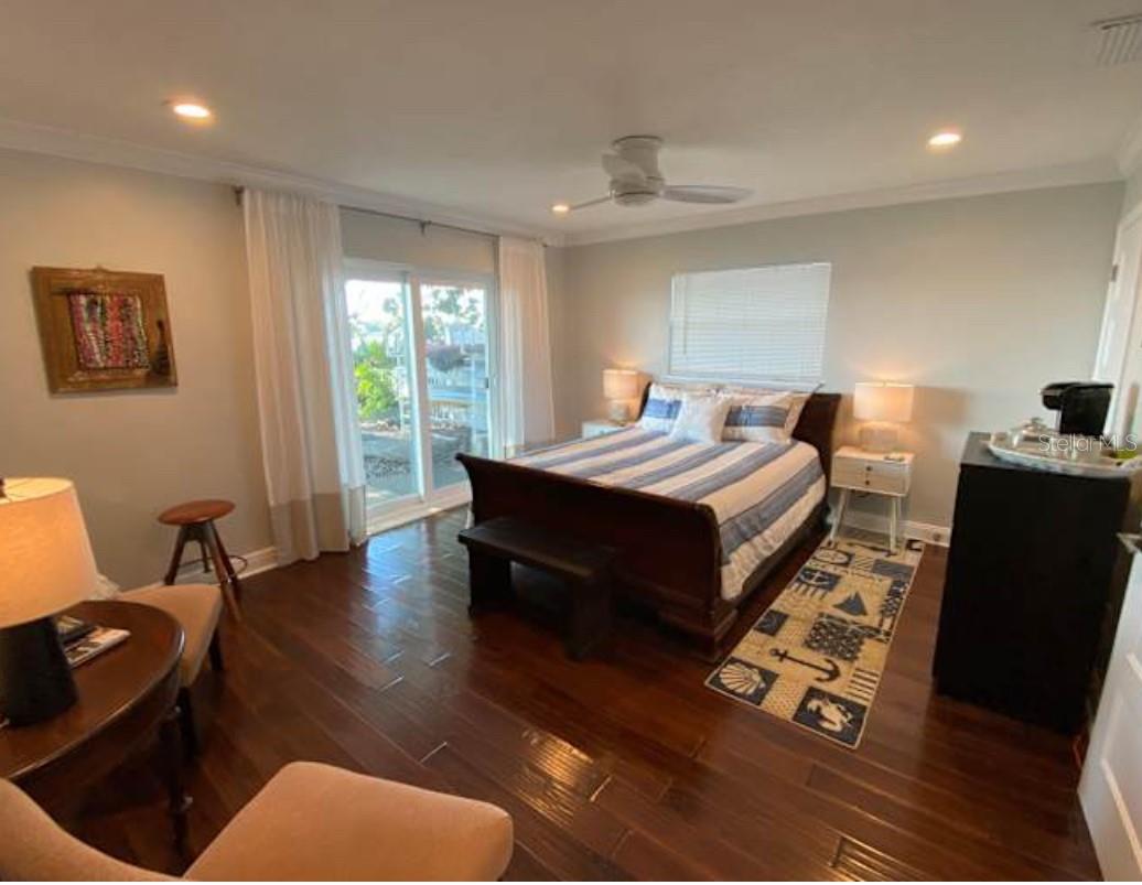 Listing photo id 28 for 2650 Bay Isle Drive Se