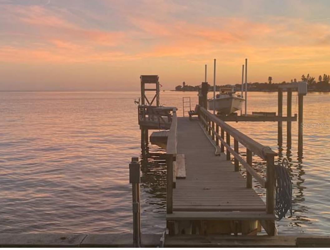 Listing photo id 33 for 2650 Bay Isle Drive Se