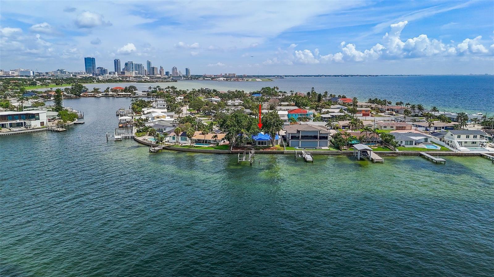 Listing photo id 5 for 2650 Bay Isle Drive Se