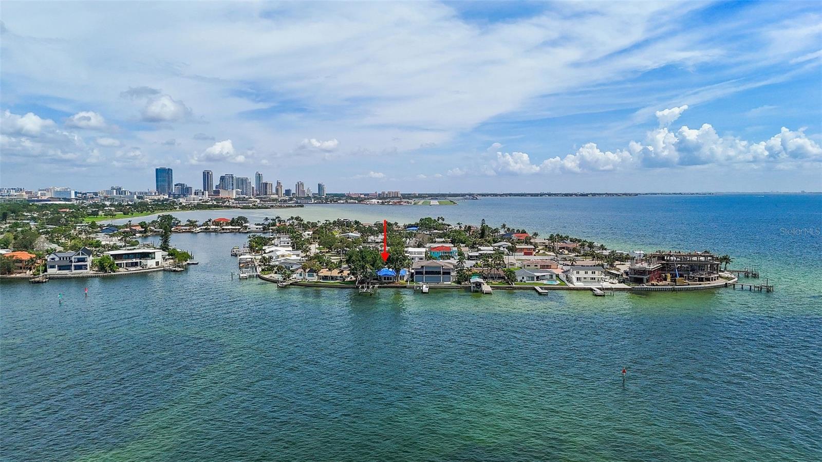 Listing photo id 6 for 2650 Bay Isle Drive Se