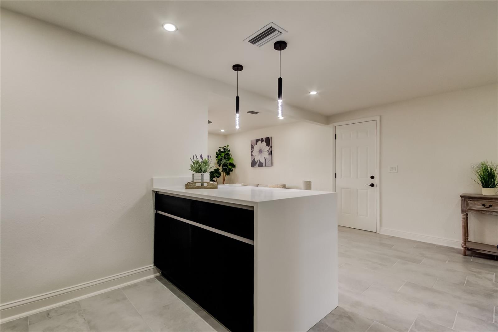 Listing photo id 25 for 3025 Palamore Drive
