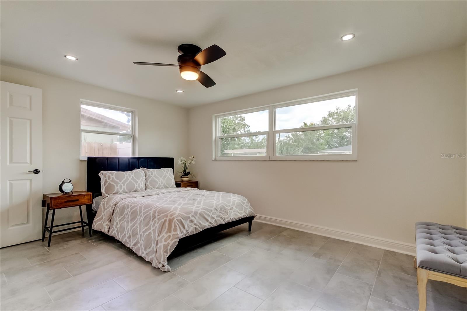 Listing photo id 29 for 3025 Palamore Drive