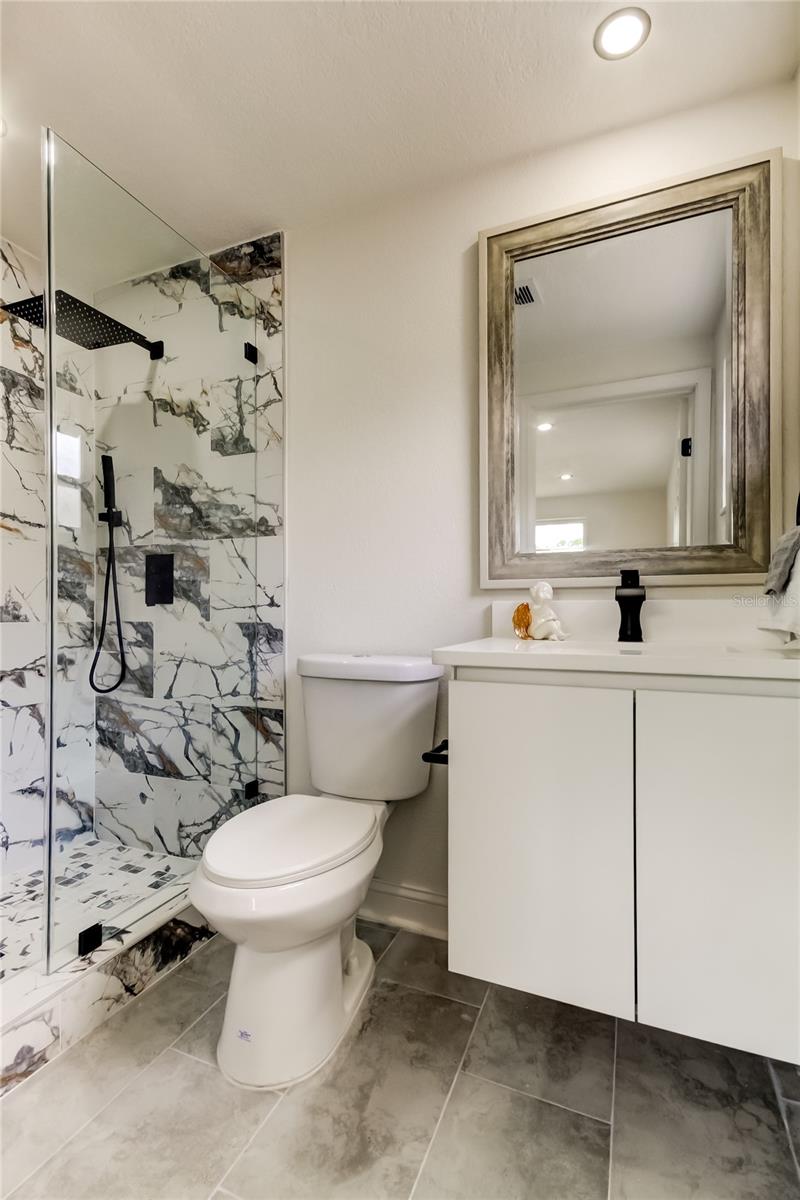 Listing photo id 33 for 3025 Palamore Drive