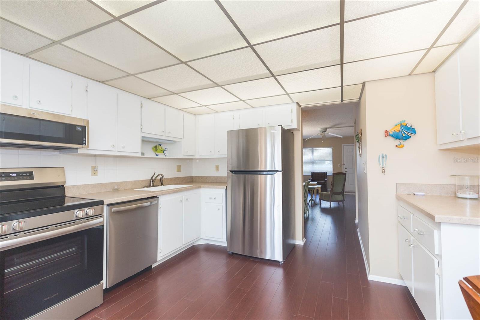 Image 14 of 27 For 315 30th Avenue W B201