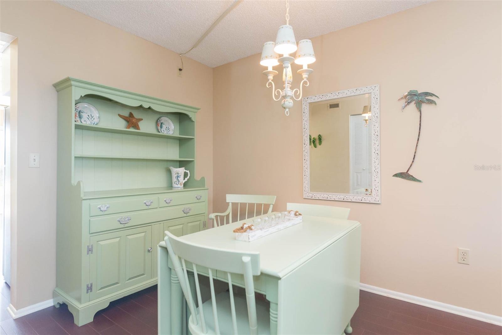 Image 17 of 27 For 315 30th Avenue W B201