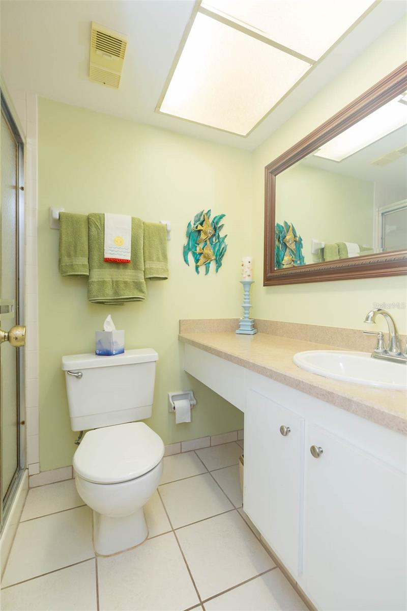 Image 24 of 27 For 315 30th Avenue W B201