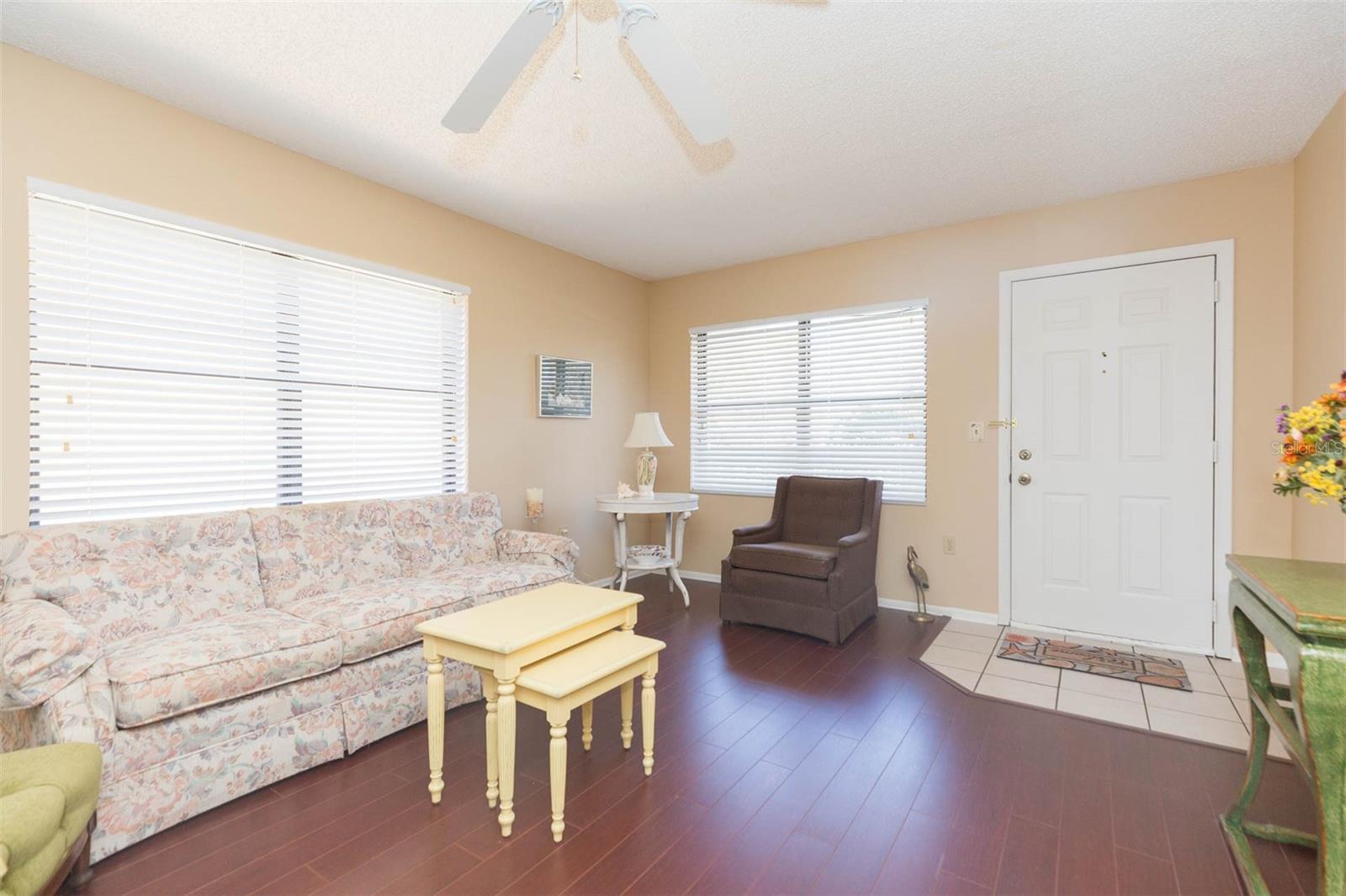Image 7 of 27 For 315 30th Avenue W B201