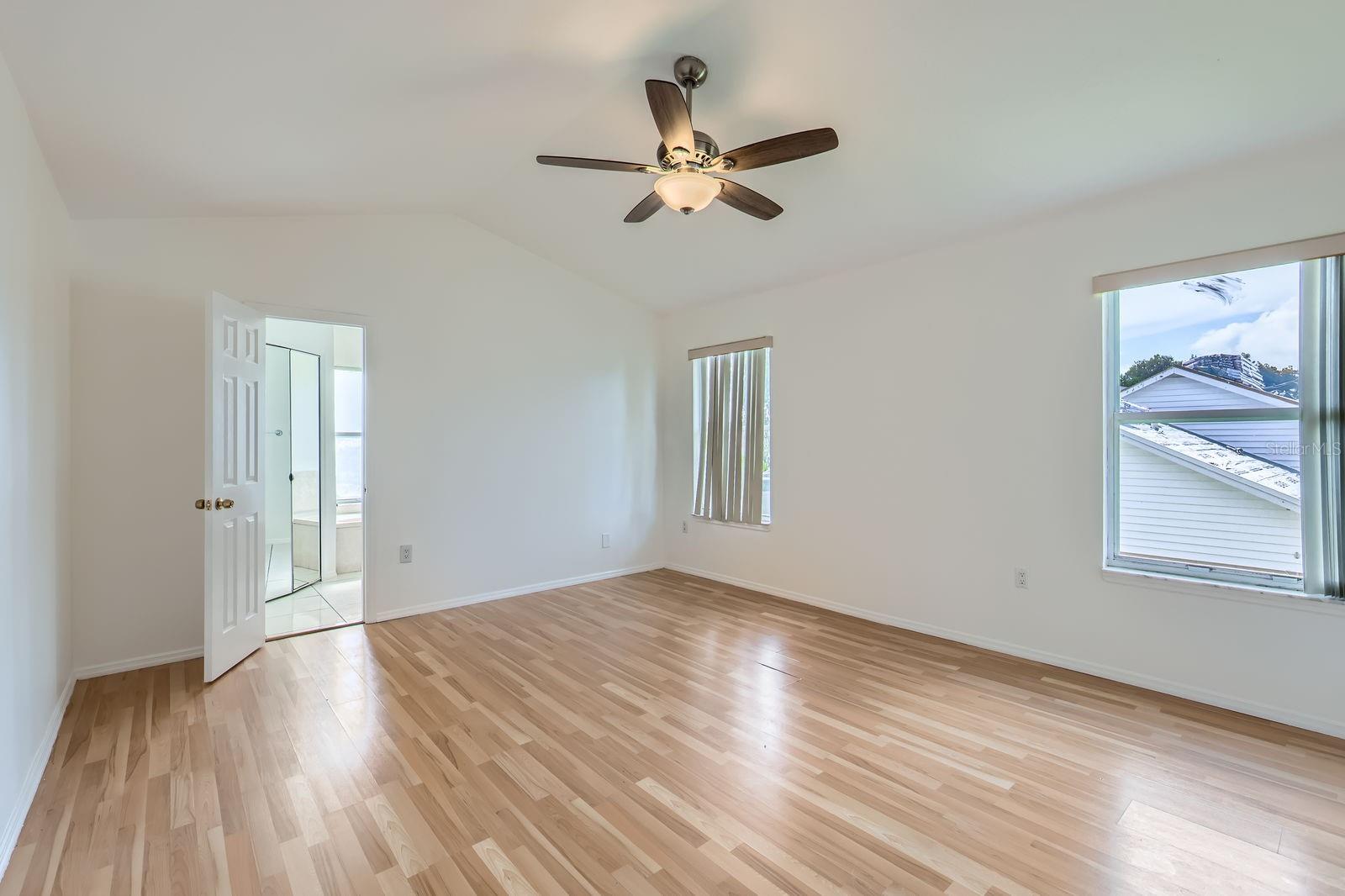 Image 14 of 28 For 12190 Blackheath Circle