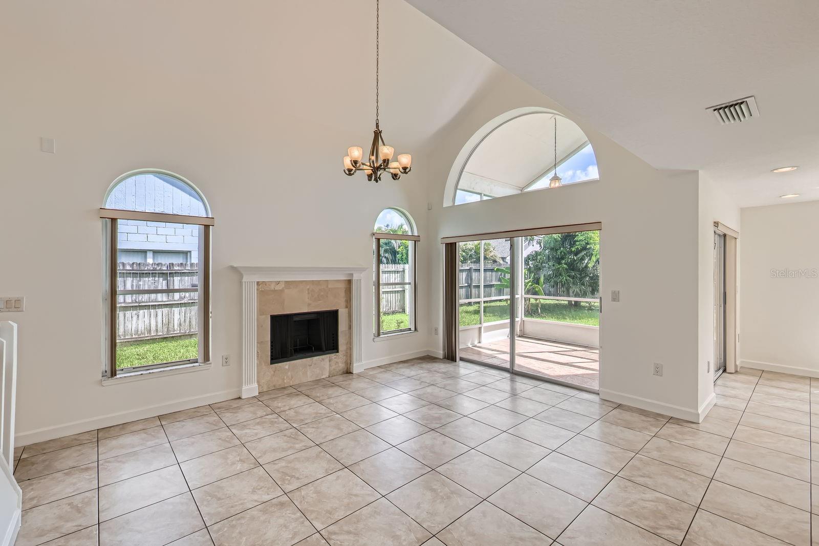Image 7 of 28 For 12190 Blackheath Circle