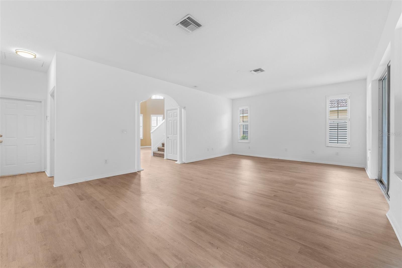 Image 12 of 64 For 10886 Cory Lake Drive