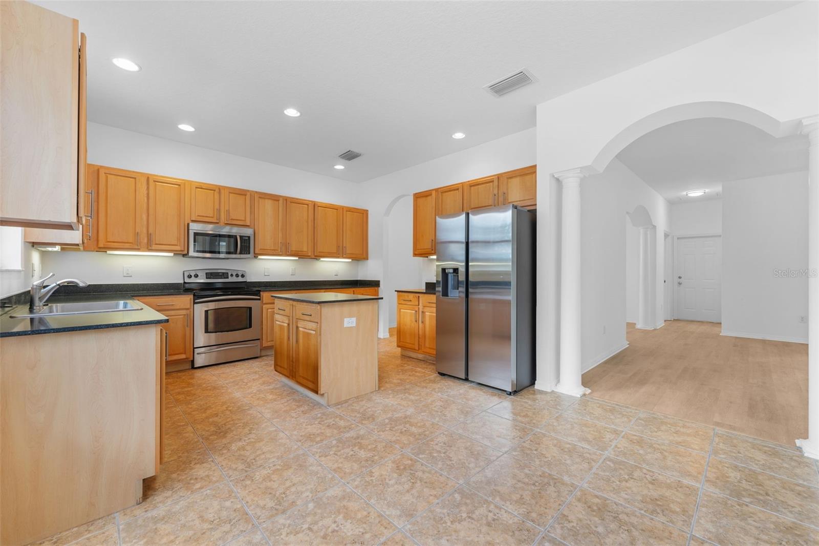 Image 15 of 64 For 10886 Cory Lake Drive