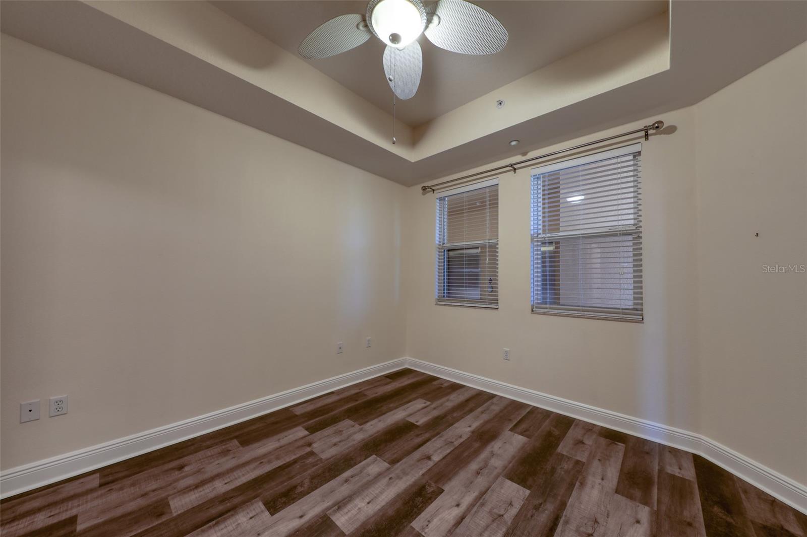 Image 21 of 48 For 17715 Gulf Boulevard 303
