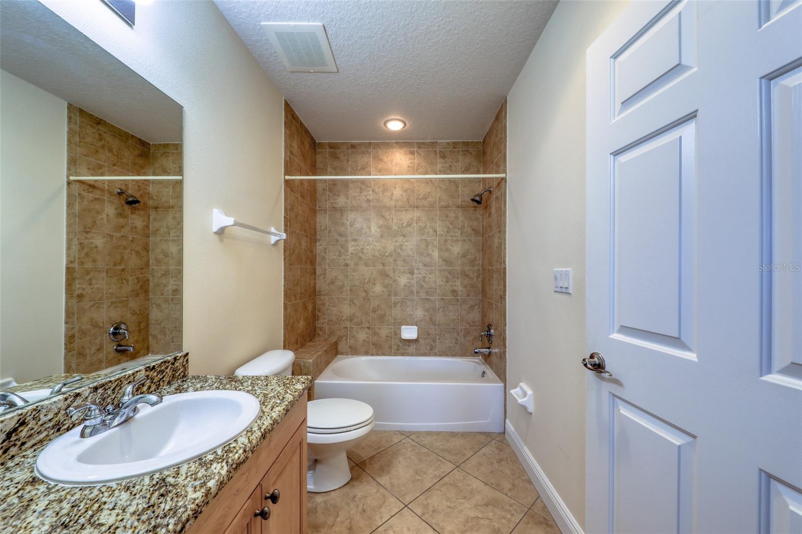 Image 27 of 48 For 17715 Gulf Boulevard 303