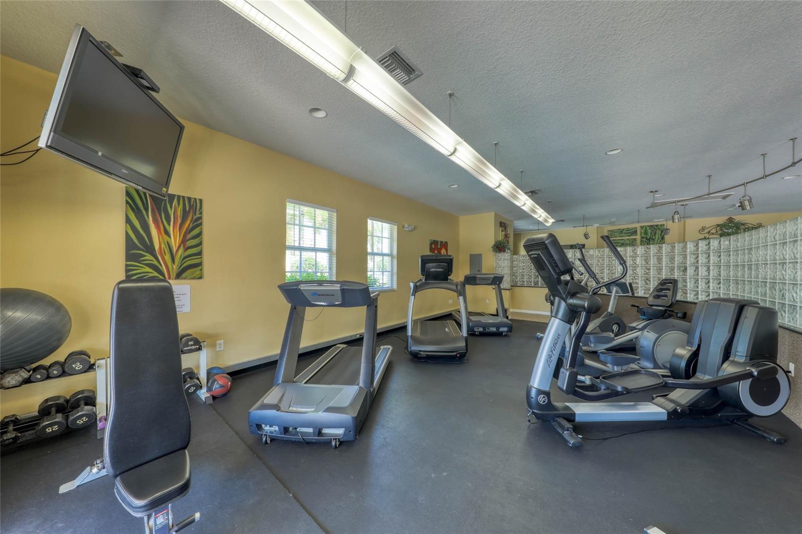 Image 41 of 48 For 17715 Gulf Boulevard 303