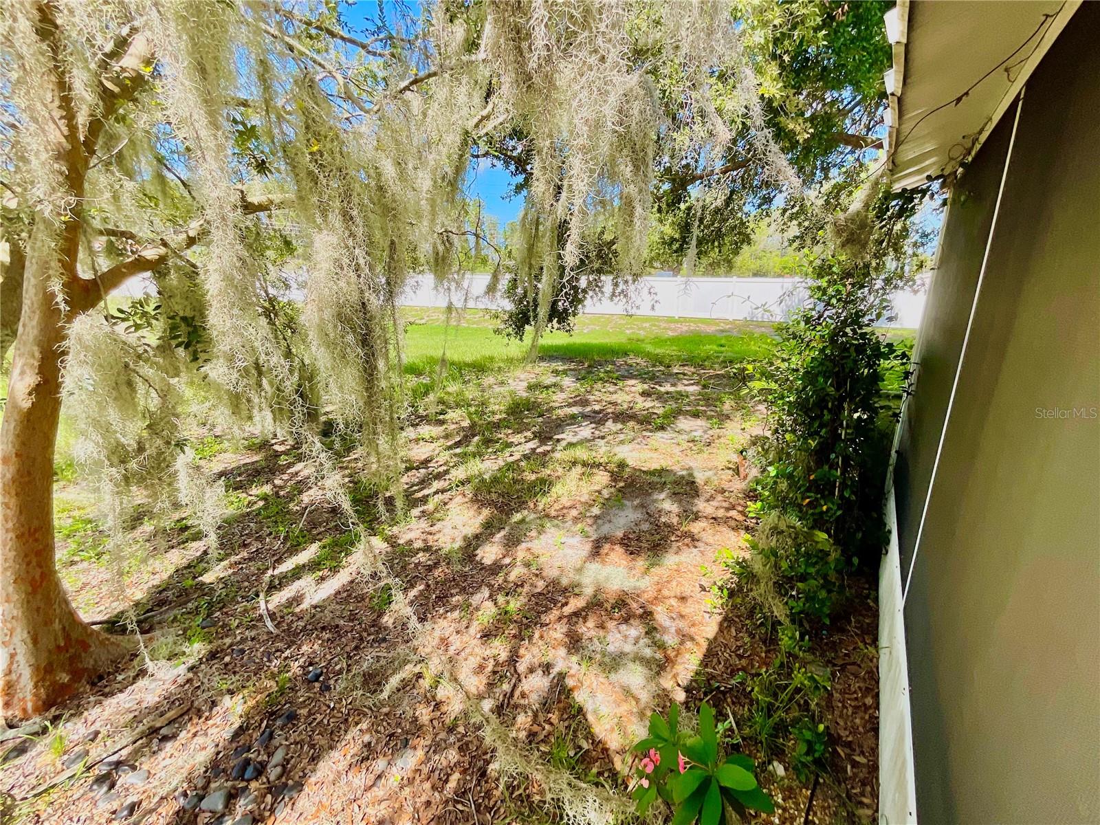 Image 18 of 23 For 2277 Abbey Lane F