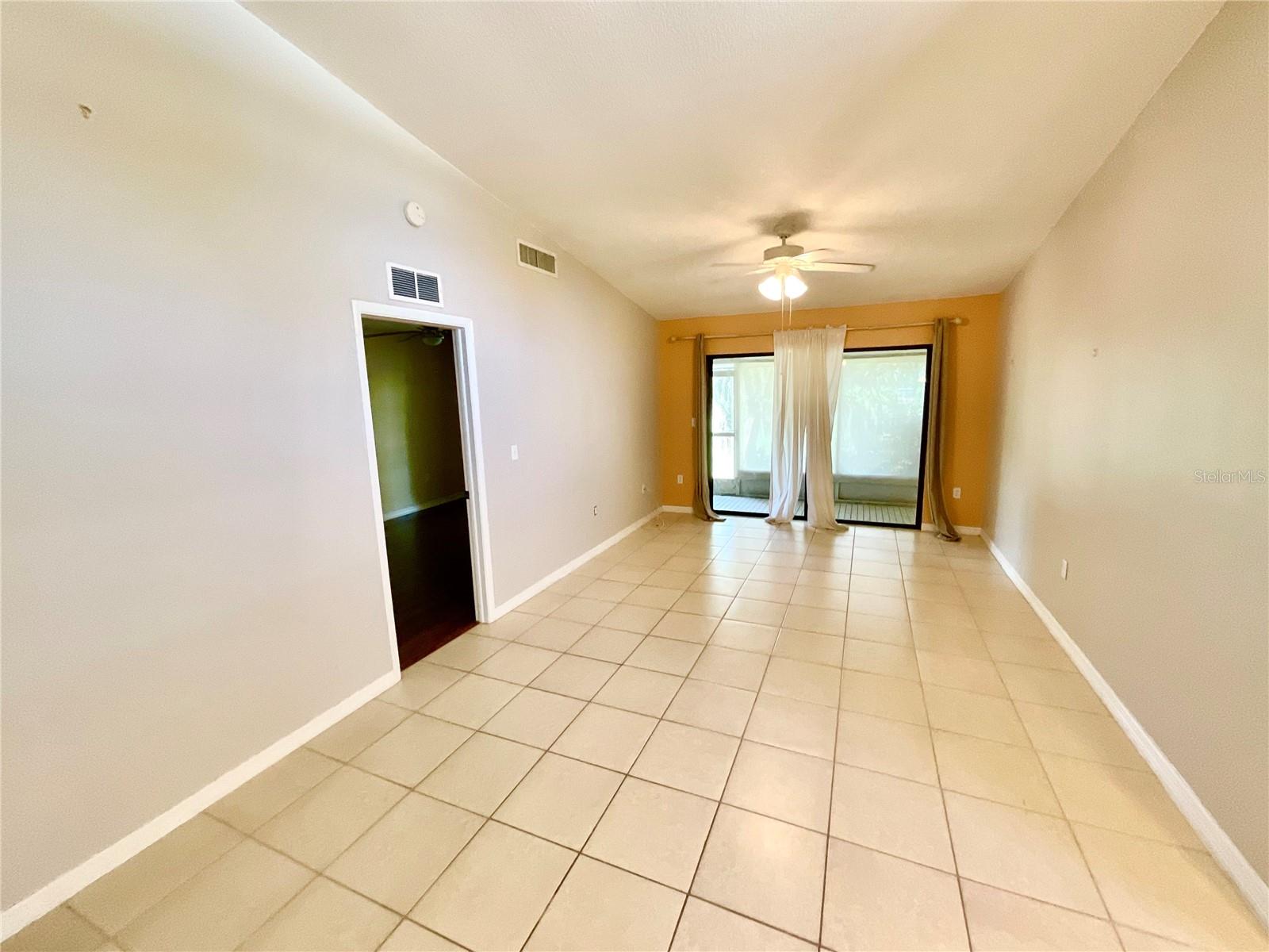 Image 7 of 23 For 2277 Abbey Lane F
