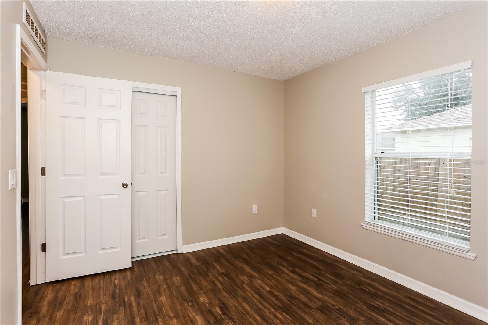 Image 12 of 16 For 9487 Arbor Oak Lane