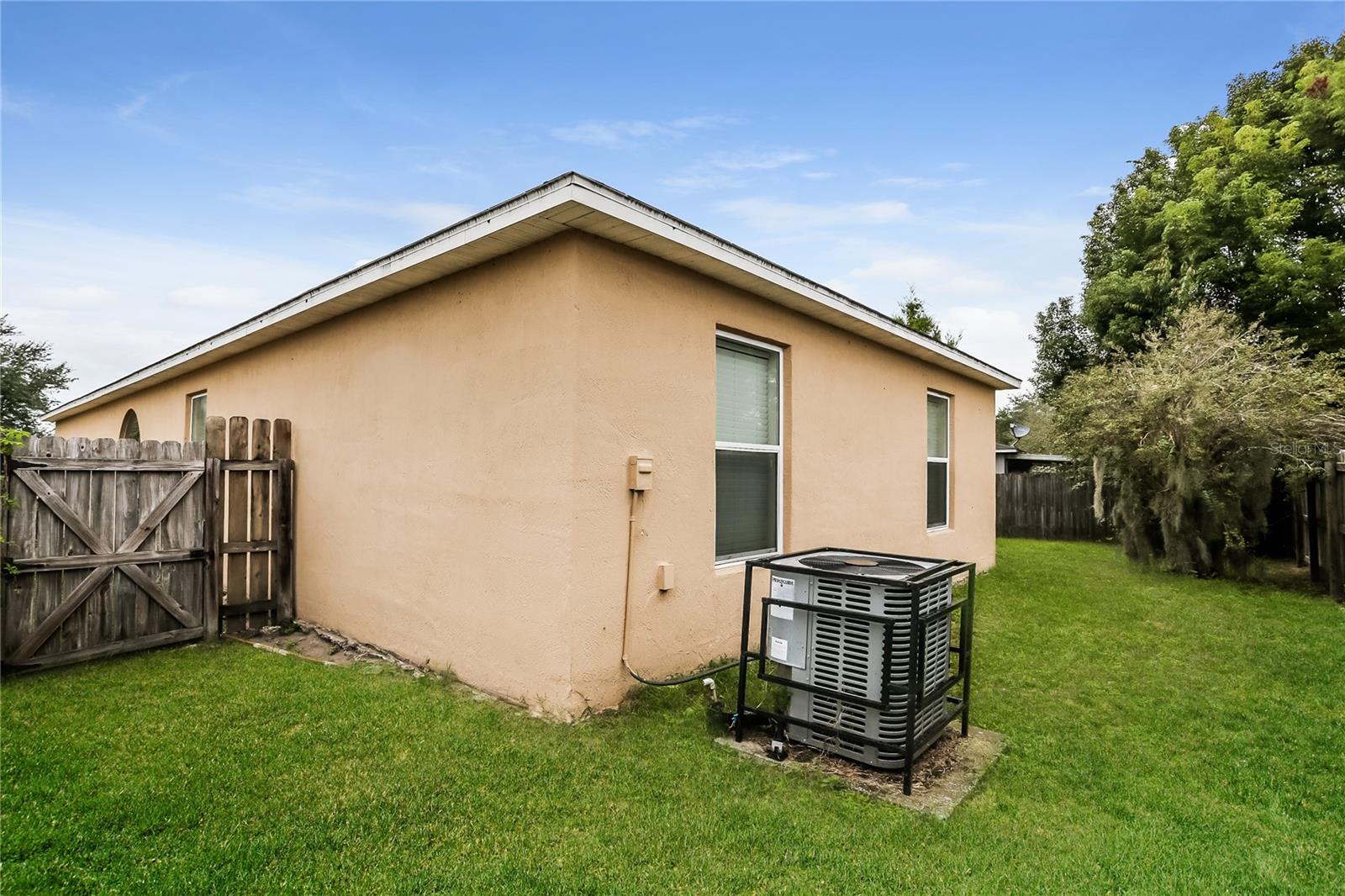 Image 16 of 16 For 9487 Arbor Oak Lane