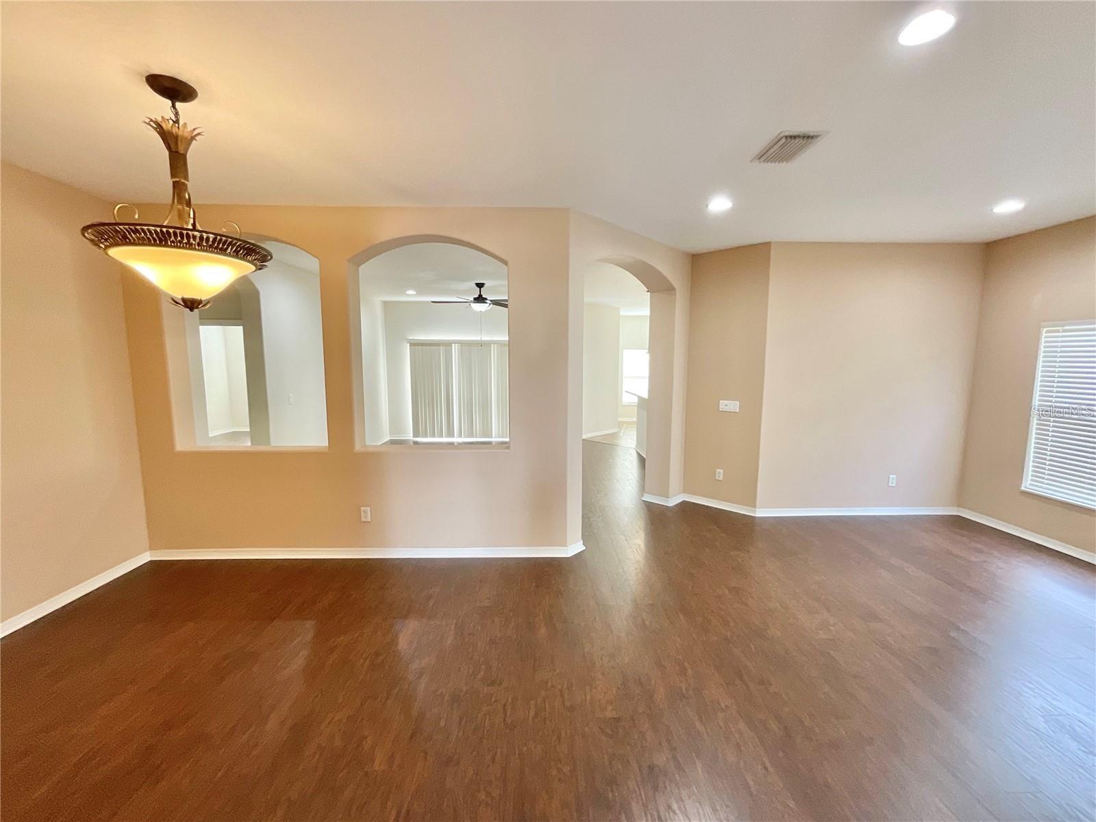 Image 20 of 34 For 1839 Mira Lago Circle
