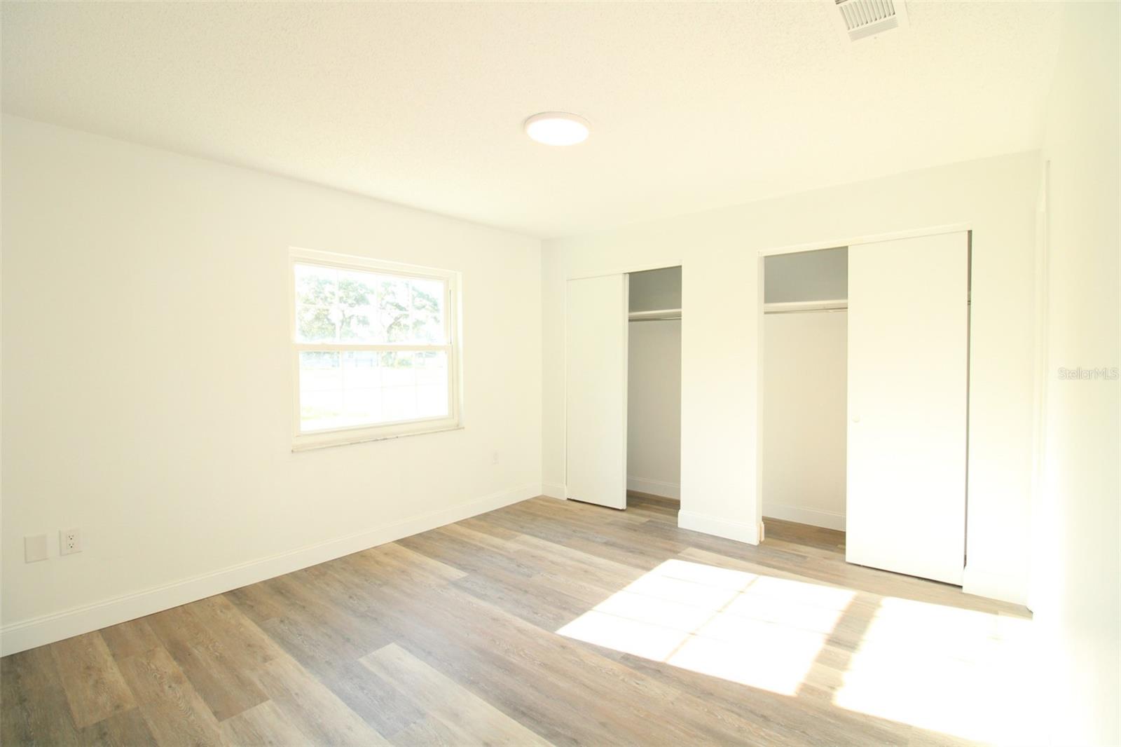 Image 12 of 33 For 8807 Mary Ivy Drive