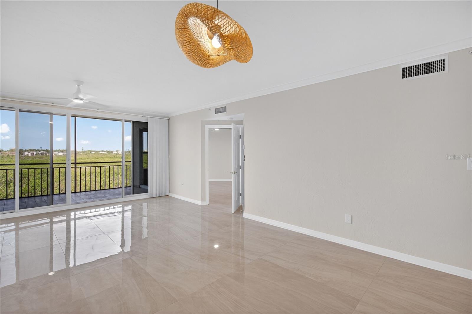 Image 12 of 47 For 5430 Eagles Point Circle 202