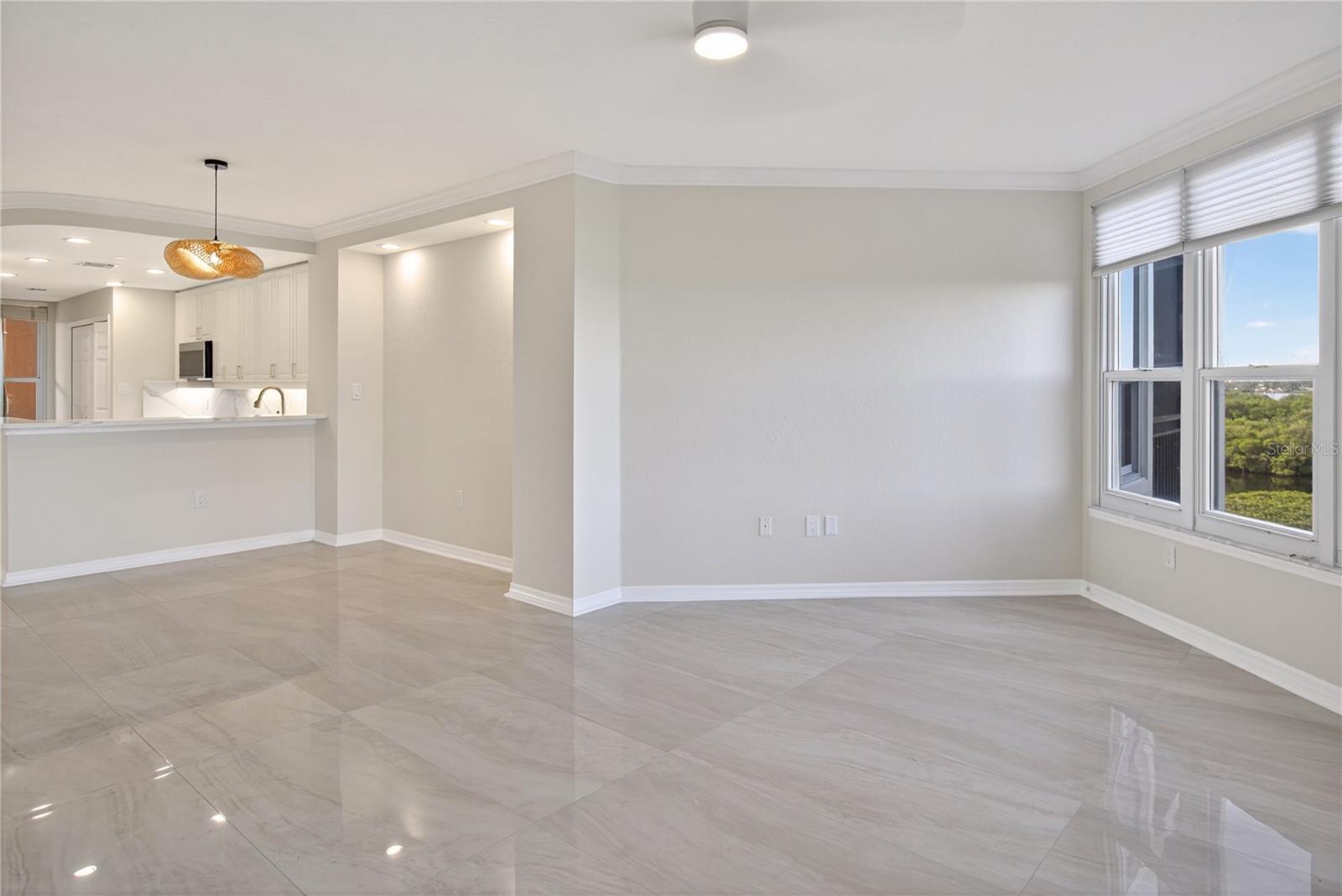 Image 19 of 47 For 5430 Eagles Point Circle 202