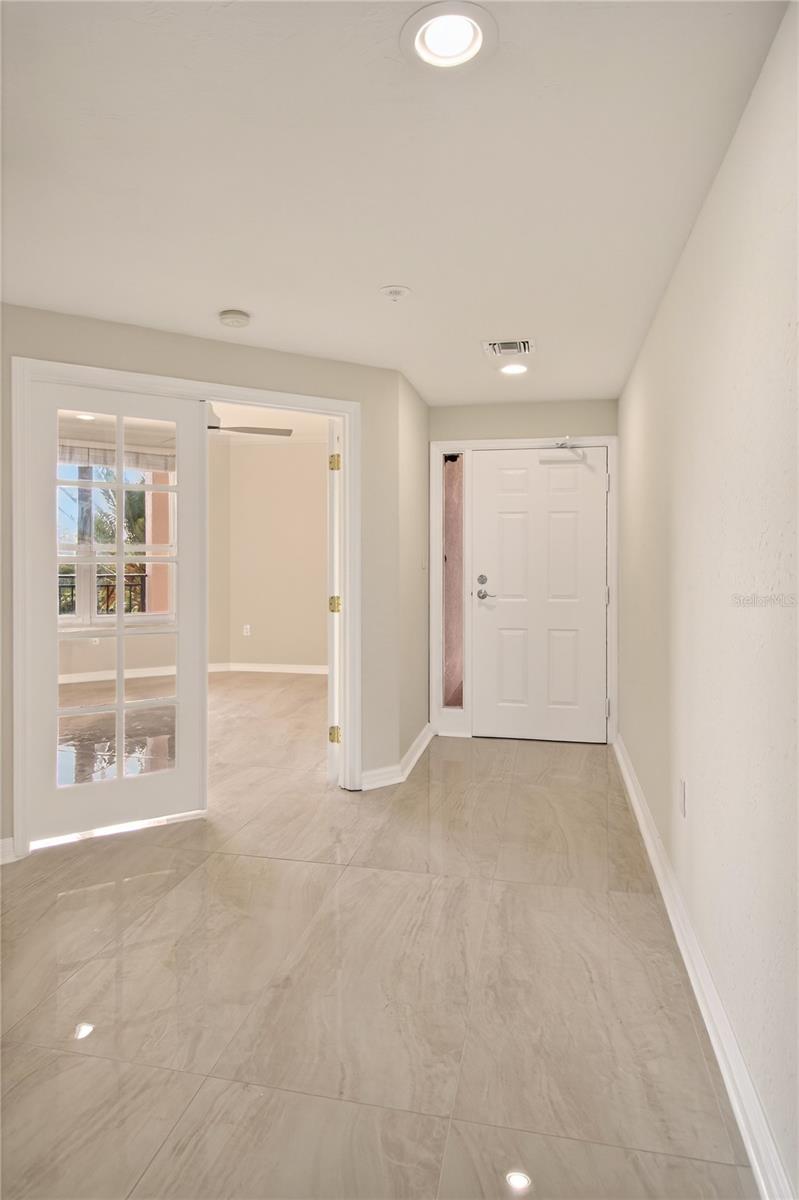 Image 21 of 47 For 5430 Eagles Point Circle 202
