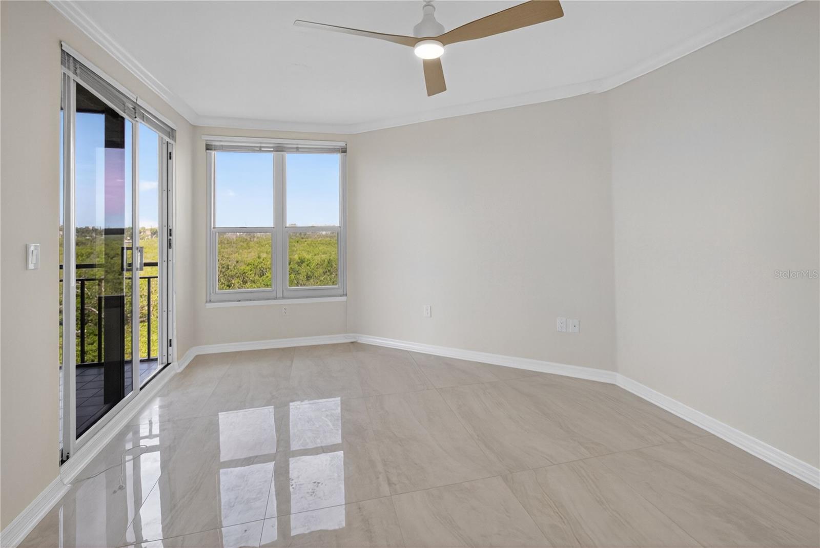 Image 32 of 47 For 5430 Eagles Point Circle 202