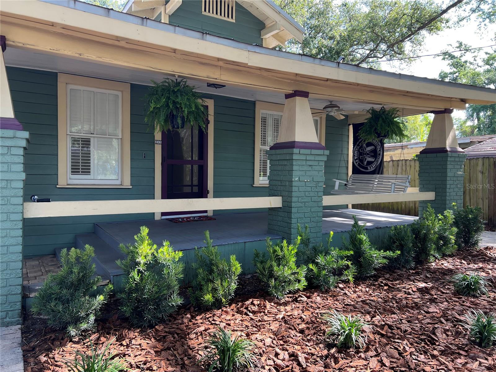 Image 6 of 66 For 205 Louisiana Avenue