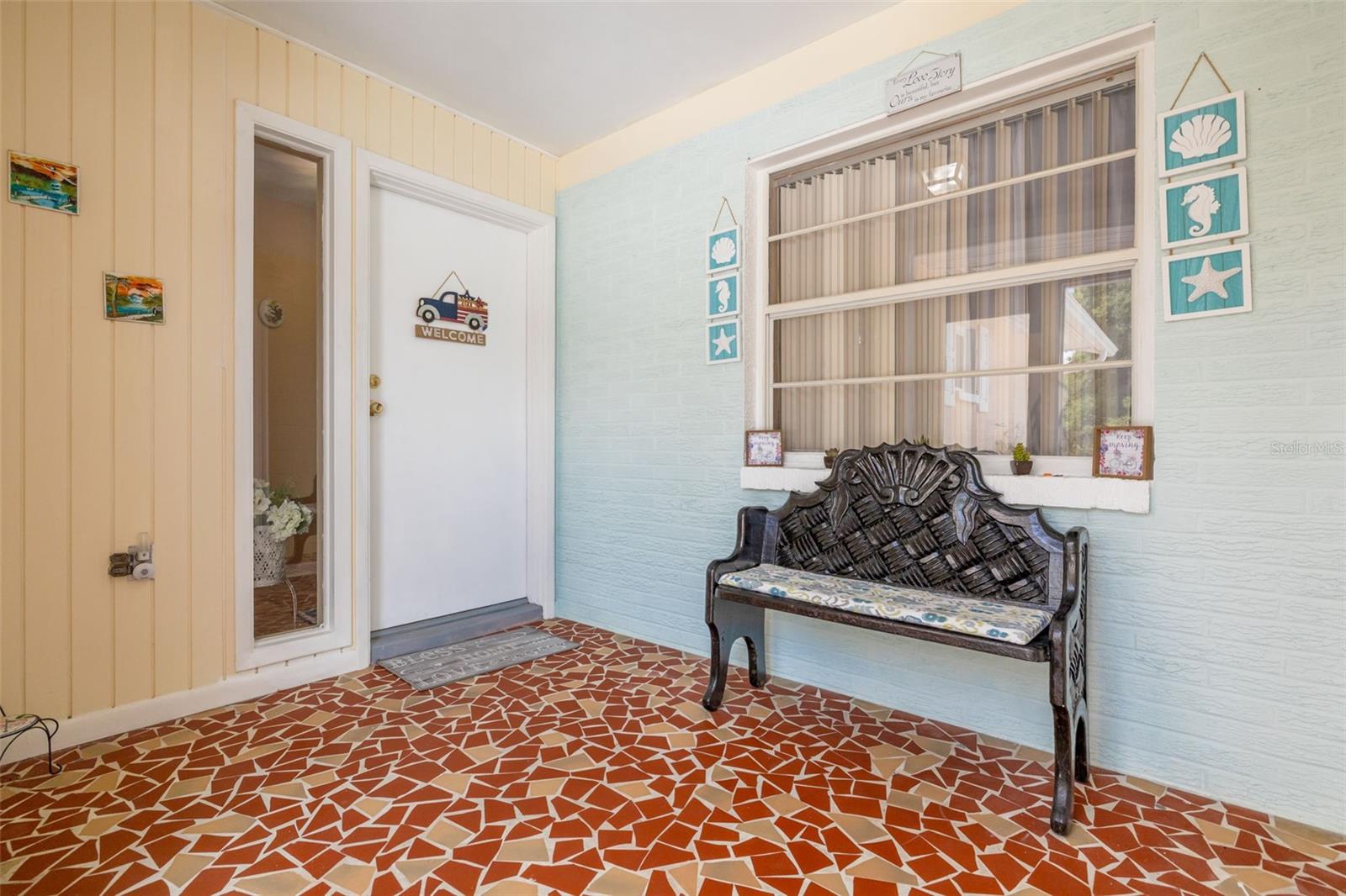 Listing photo id 0 for 21078 Honeysuckle Street