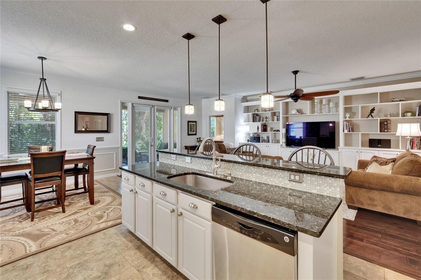 Image 14 of 54 For 2823 Holly Bluff Court