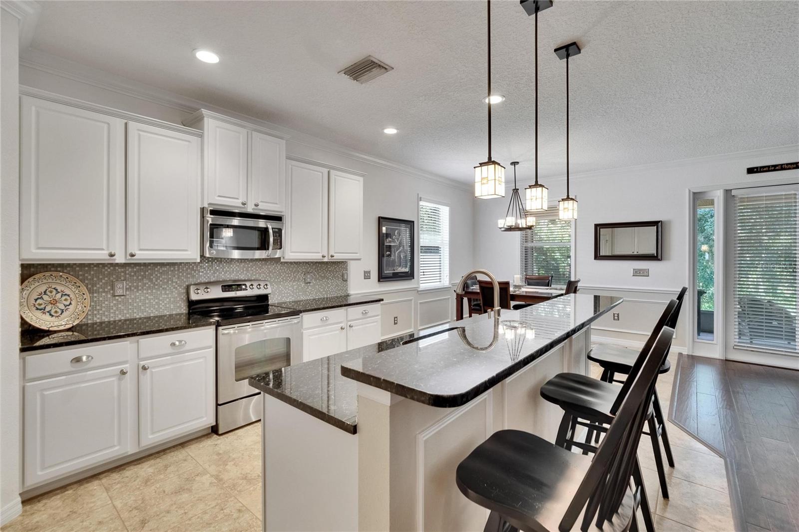 Image 17 of 54 For 2823 Holly Bluff Court