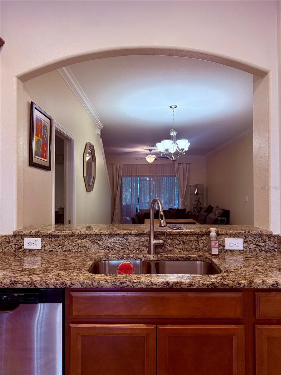 Image 10 of 58 For 2411 Willimette Drive