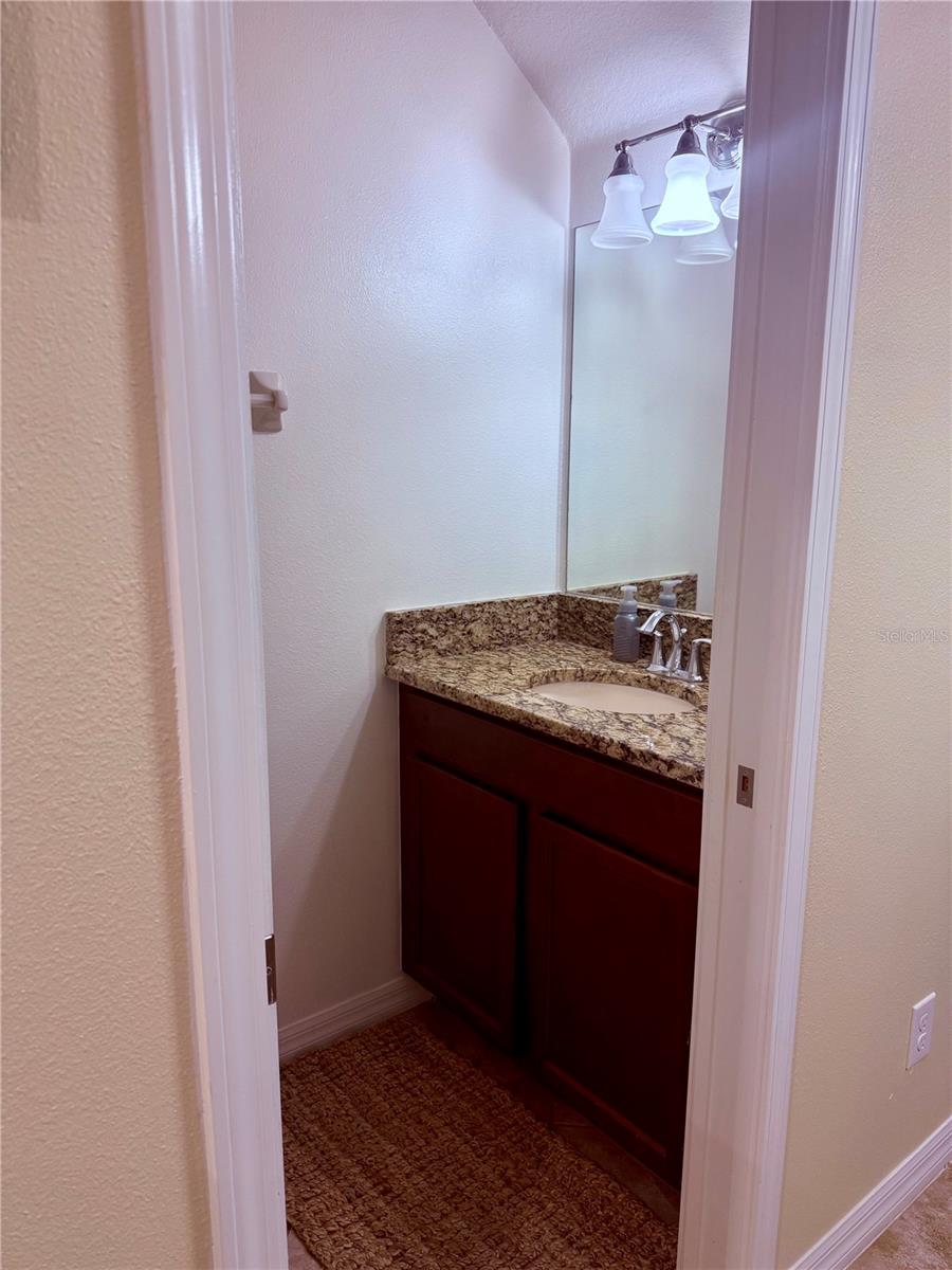 Image 21 of 58 For 2411 Willimette Drive