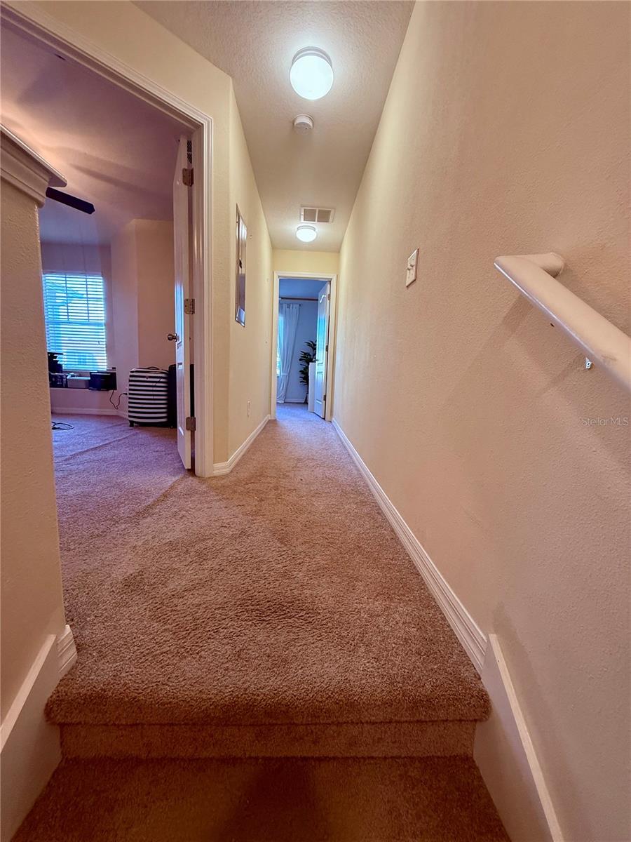 Image 33 of 58 For 2411 Willimette Drive