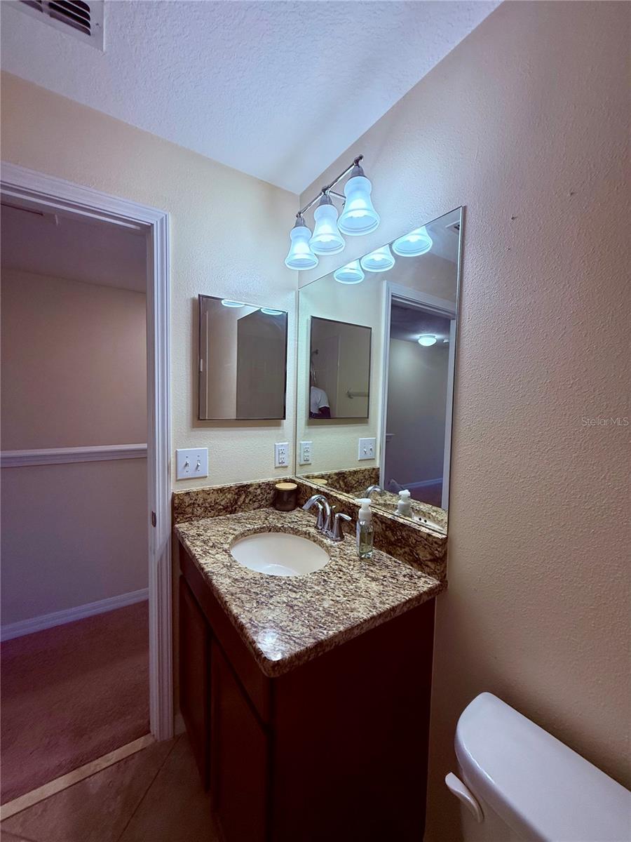 Image 42 of 58 For 2411 Willimette Drive