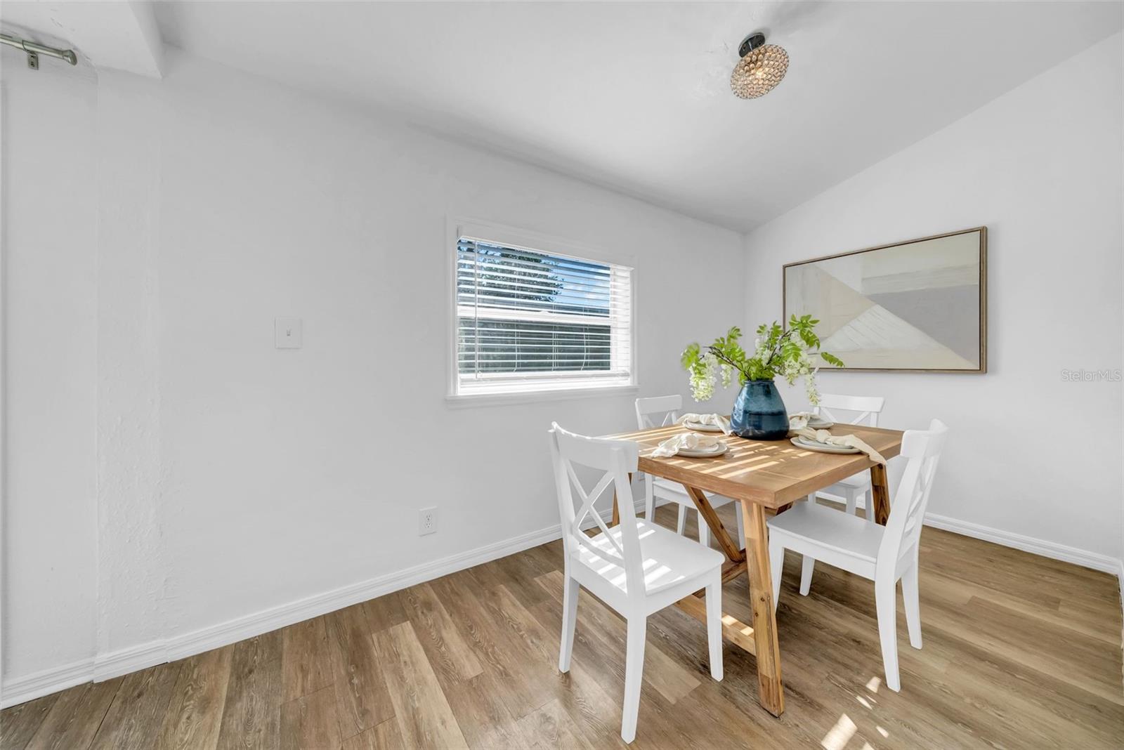 Image 17 of 57 For 8537 93rd Avenue