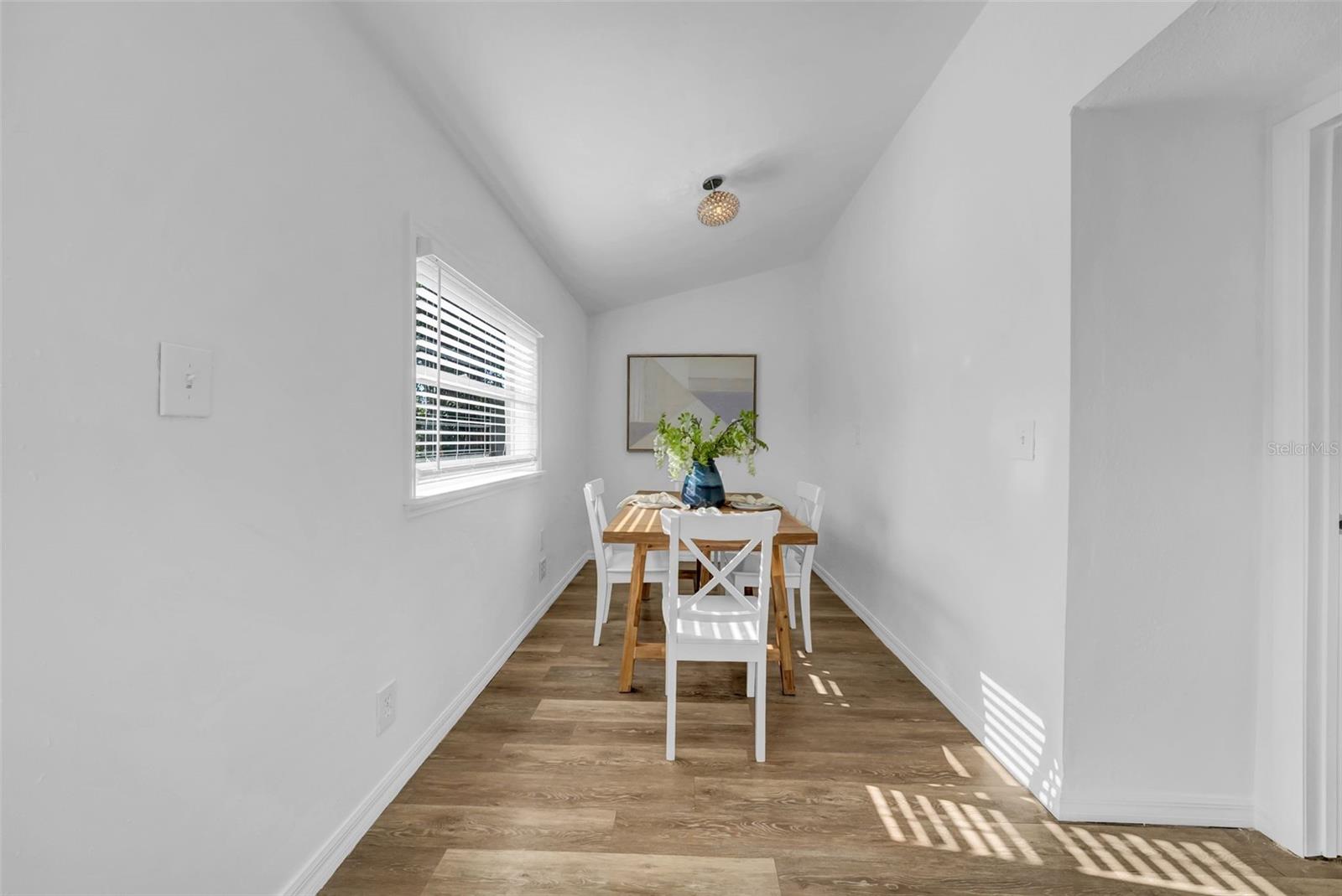 Image 18 of 57 For 8537 93rd Avenue