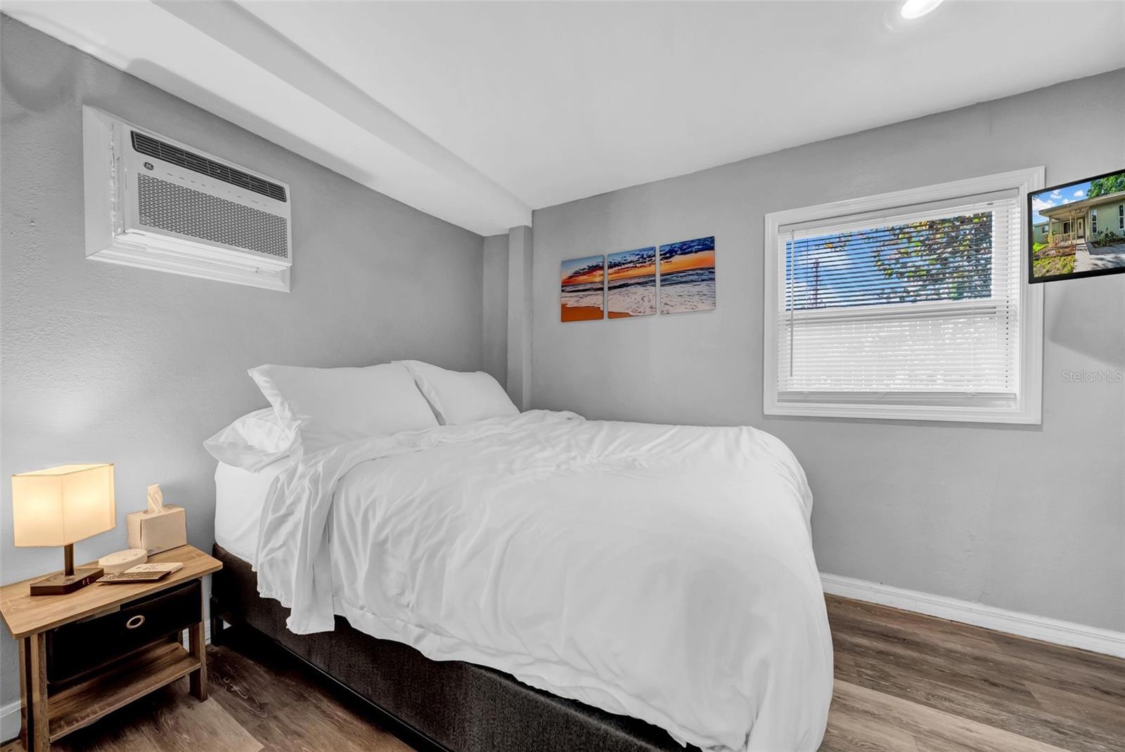 Image 41 of 57 For 8537 93rd Avenue