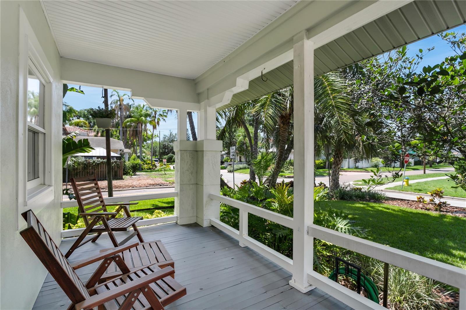 Listing photo id 2 for 3220 San Pedro Street