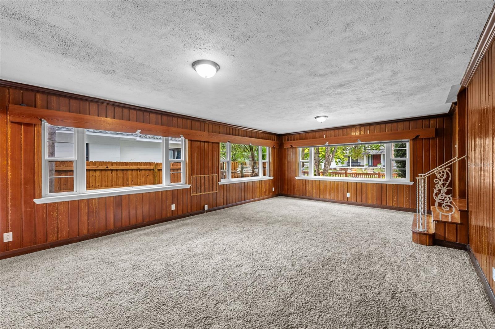 Image 10 of 46 For 2819 Central Avenue